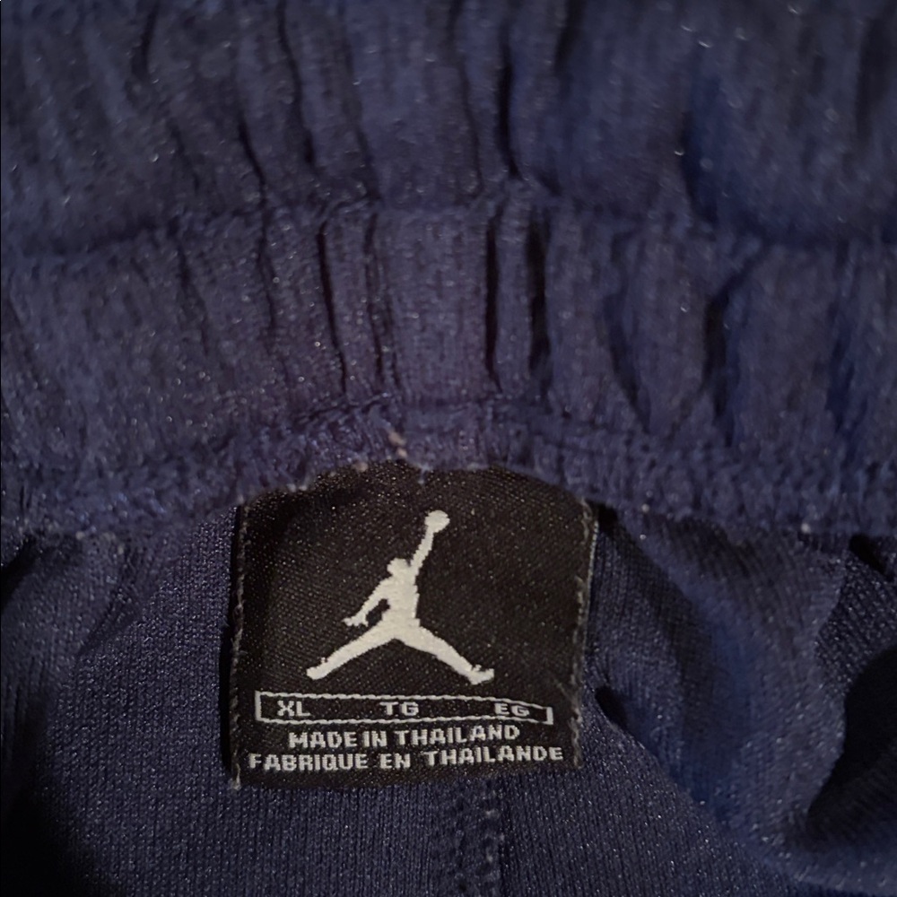 Jordan Navy Athletic Shorts - Picture 8 of 8